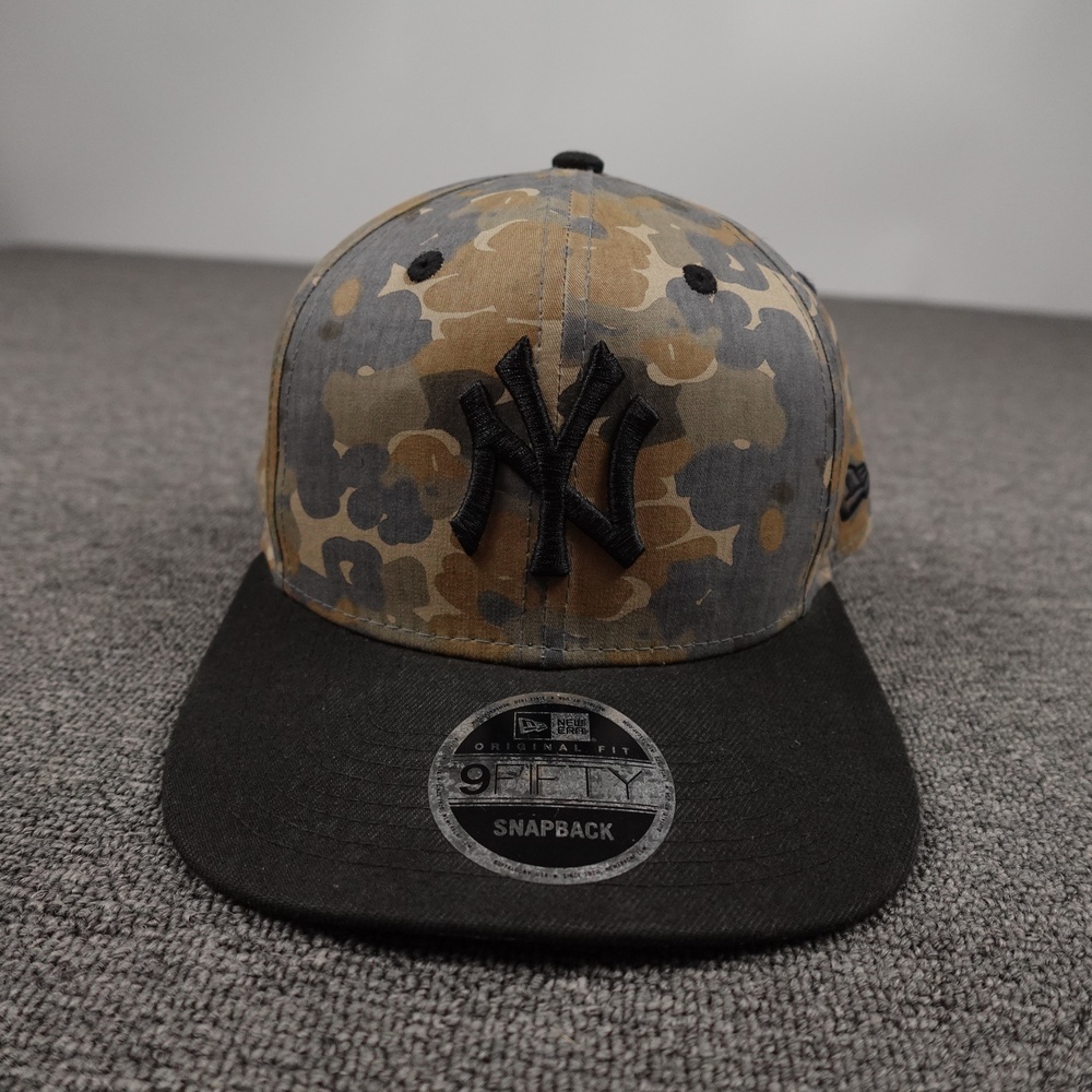 New York Yankees Hat Cap Snap Back Mens One Size Camo MLB Baseball New Era